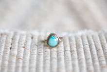 Load image into Gallery viewer, White Water Turquoise Pinky Ring - Size H AU ~ 3 3/4 US

